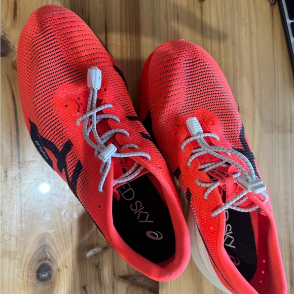 Worn once! ASICS Metaspeed Sky! - Picture 3 of 5